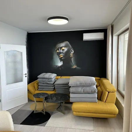 La Mer, Fortuna Apartment