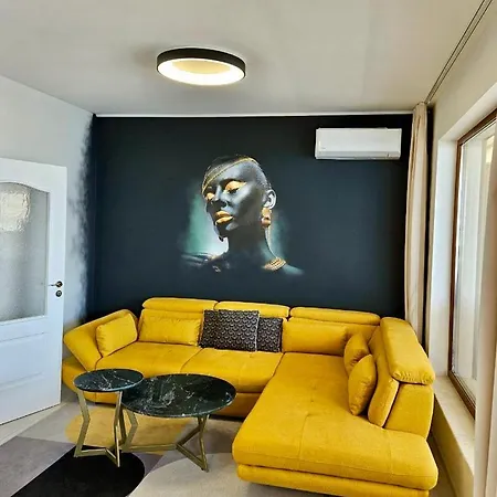 La Mer, Fortuna Apartment